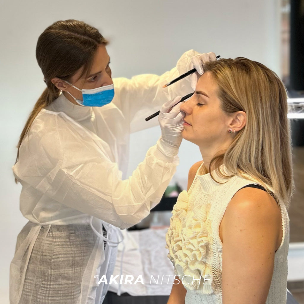 6 | TOUCH-UP < 18 maanden / KLEUR OPFRISSING BROWS