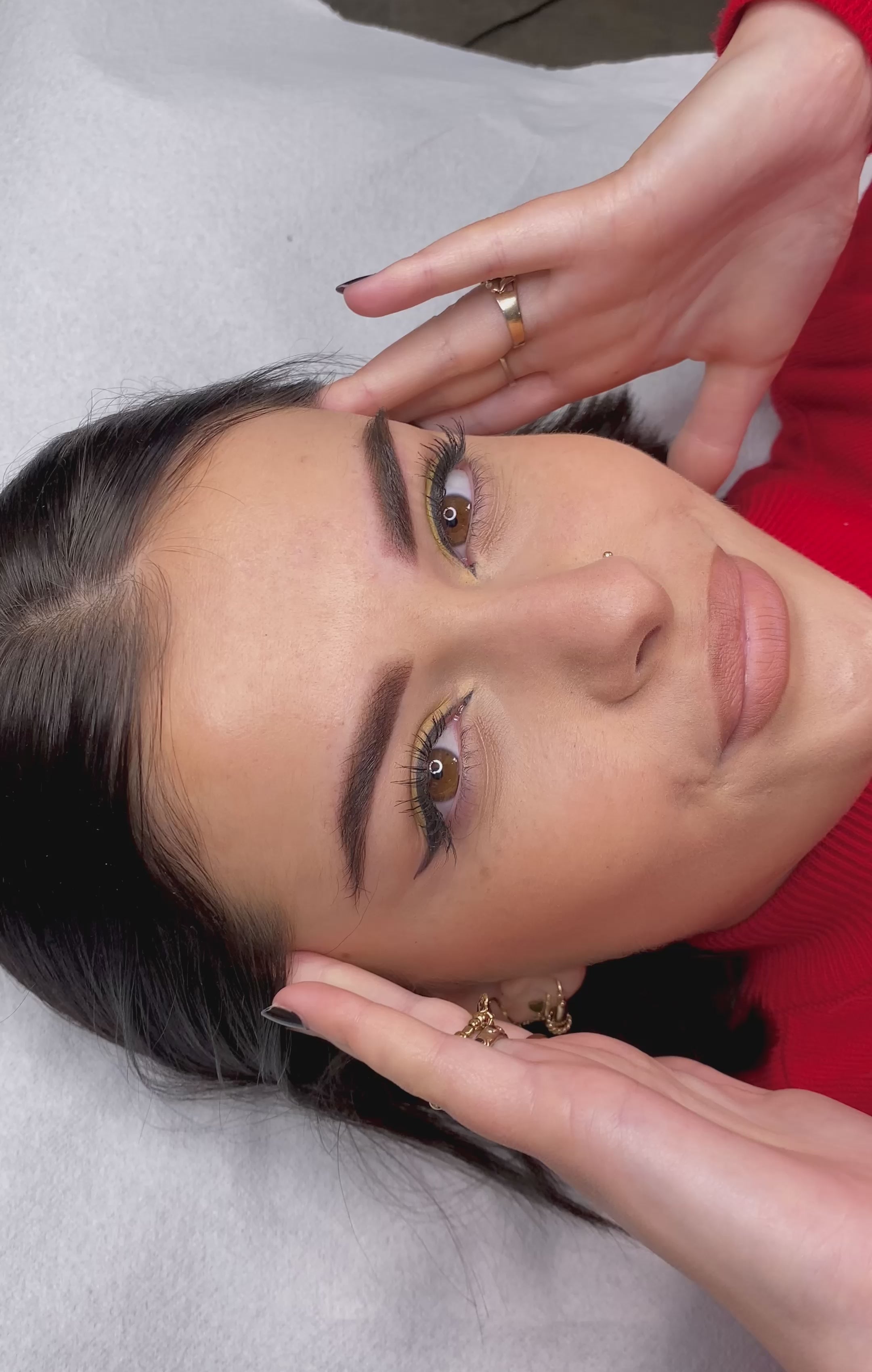 TOUCH-UP < 12 maanden / KLEUR OPFRISSING BROWS